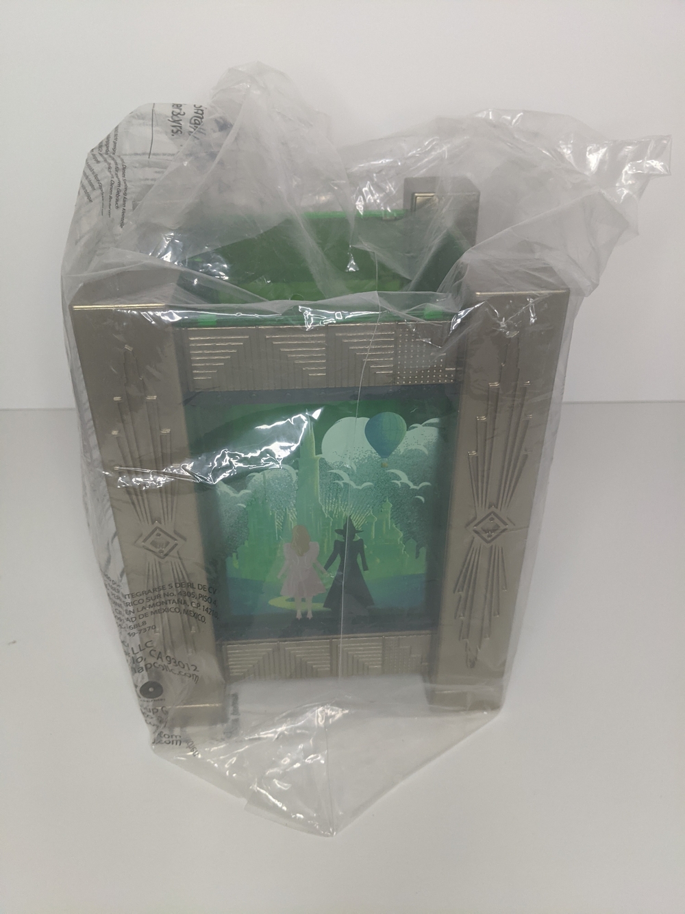 Regal AMC Exclusive Green Light-Up Wicked Lantern Popcorn Bucket Wizard of Oz.